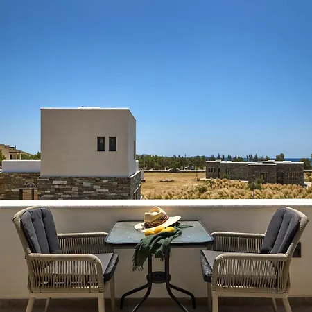 Ξενοδοχείο με διαμερίσματα Emerald Tinos